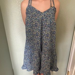 Women’s floral dress medium